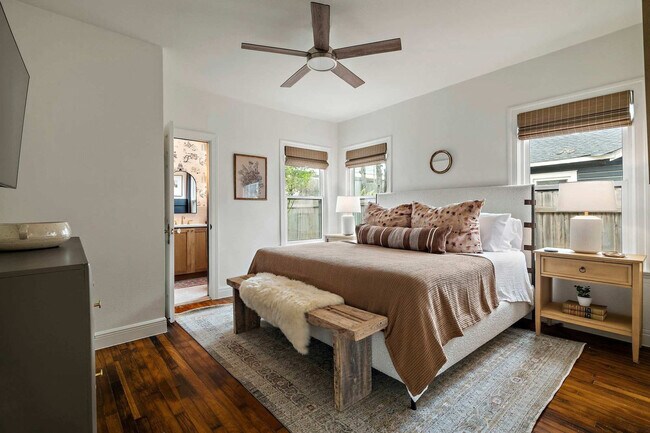 3308 Robinson Ave unit ID1254592P, Austin, TX 78722 - photo 6