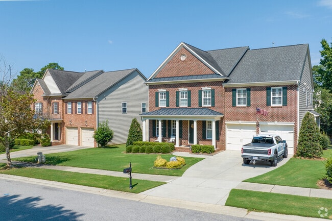 Come meet new neighbors in Middle Creek.