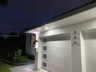 360 NE 116th St, Miami, FL 33161