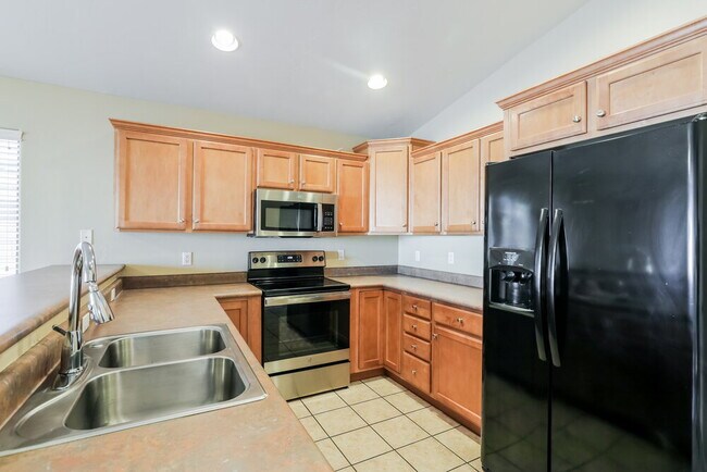 10581 E Feltleaf Willow Trail, Tucson, AZ 85747 - photo 6