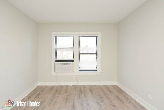 709 W Brompton Ave unit A04C, Chicago, IL 60657 - photo 6