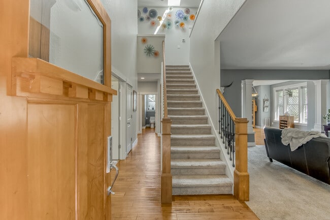 421 5th Ave unit Primary Home, Oregon City, OR 97045 - photo 4