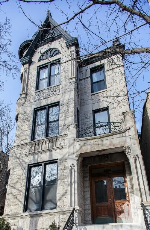 2134 W Concord Place unit 1R, Chicago, IL 60647 - photo 2