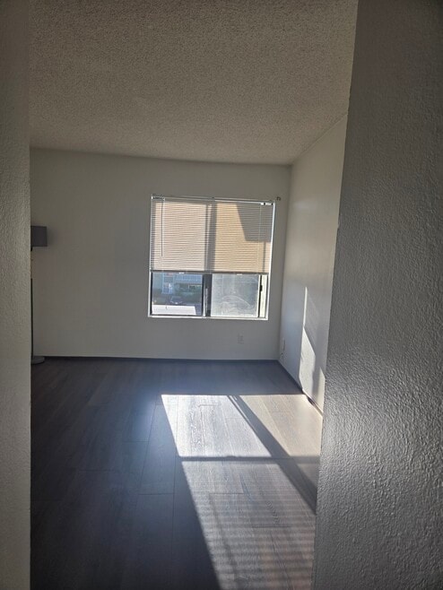 1050 E Washington Ave unit 61, Escondido, CA 92025 - photo 1
