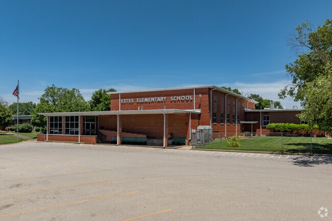 Estes Elementary School has students in PK, K-5.