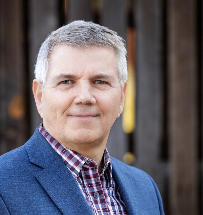 Brad Tomaziefski