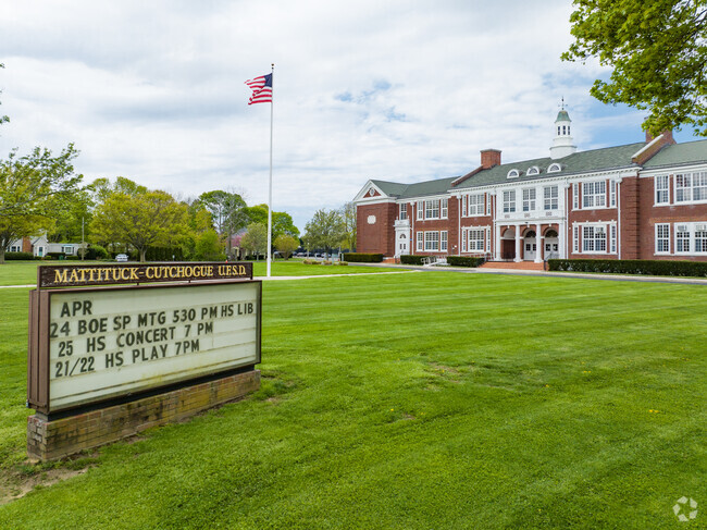 Read about upcoming events at the Mattituck Junior Senior High School schoolboard.