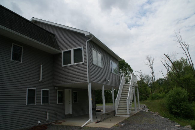 72 Campbell Mill Rd unit 72 Campbell Mill RSu, Lewisburg, PA 17837 - photo 2