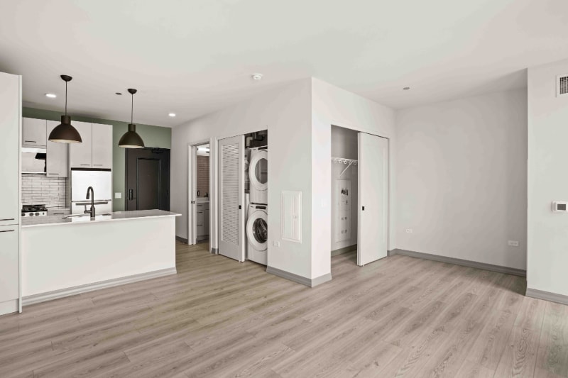 2150 N Elston Ave, Chicago, IL 60614 - photo 1