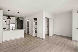 2150 N Elston Ave, Chicago, IL 60614