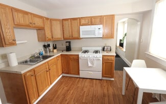 11 West St, Oneonta, NY 13820
