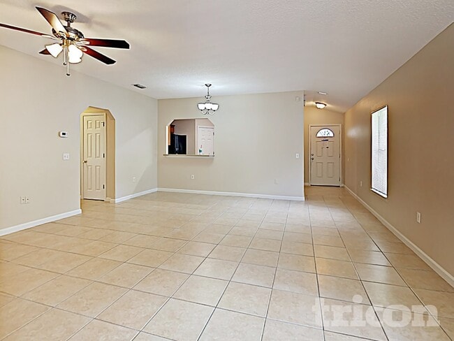 5555 Village Pond Cir, Jacksonville, FL 32222 - photo 3