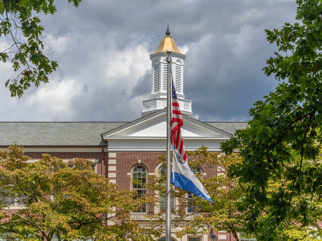 Hilltop Elementary School lies in the heart of Morristown.