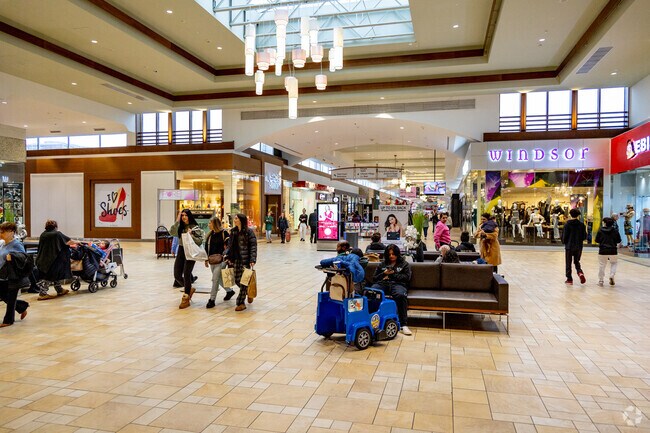 Nissequogue residents enjoy shopping at the Smithhaven Mall in nearby Lake Grove.