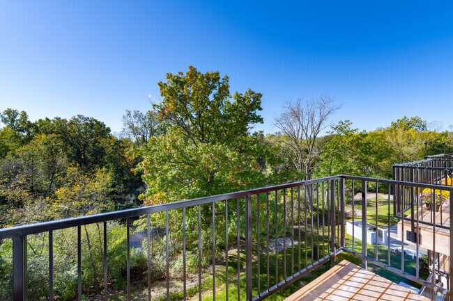 RIVERVIEW