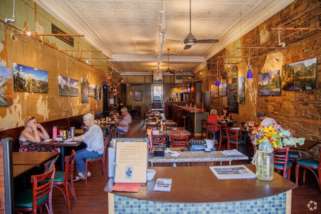 The City of Sonora's Diamondback Grill is known for burgers, salads and a wine bar in the City of Sonora.