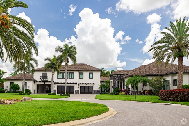 Large, estate homes in Grandezza offer a commanding presence within the community.