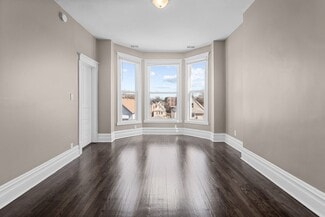 9710 S Avenue L Unit 3, Chicago, IL 60617