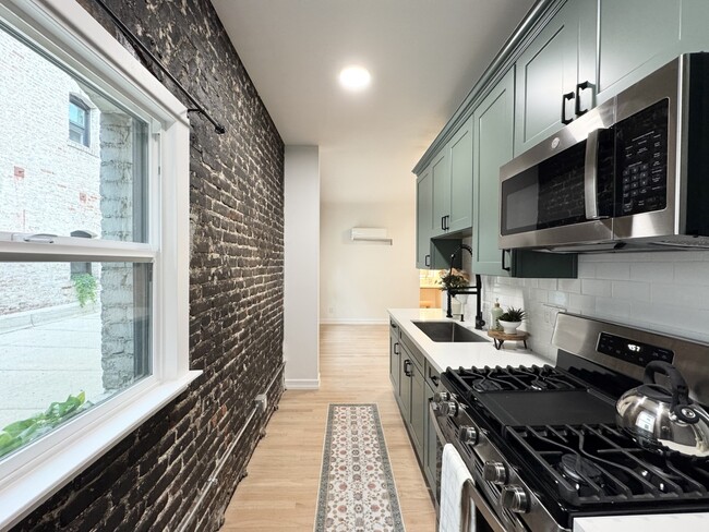 1 month FREE on select units! Live Bright at The Ansley!, Los Angeles, CA 90026 - photo 2