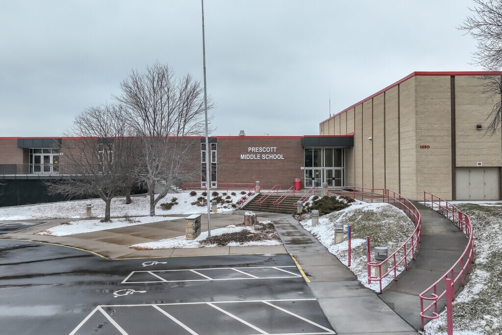 Prescott Middle School has earned an overall grade of B+ from Niche.com.