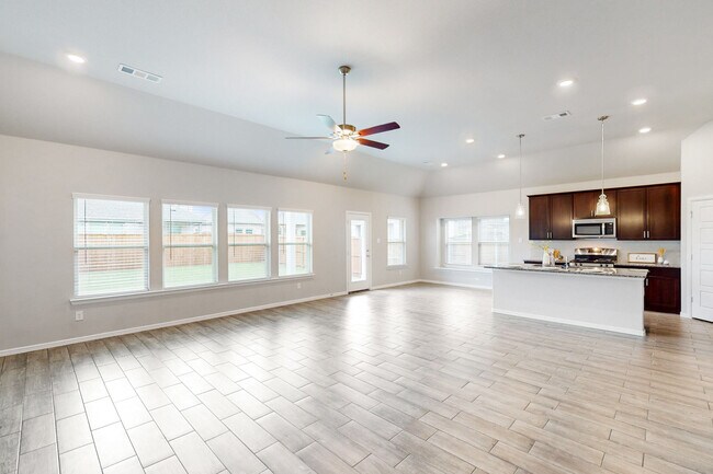 3129 Royal Throne Ct unit 36500956, Denton, TX 76208 - photo 6