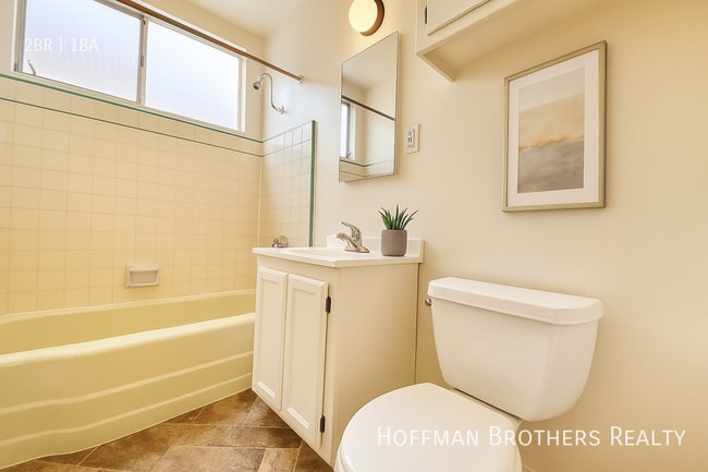 5625 W Jefferson Blvd unit 1, Los Angeles, CA 90016 - photo 4