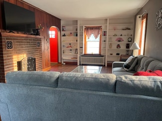 1626 Williston Rd, South Burlington, VT 05403
