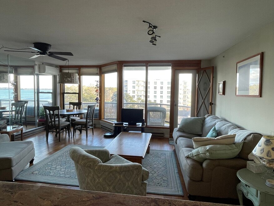 The Diplomat unit 607, Old Orchard Beach, ME 04064 - photo 1