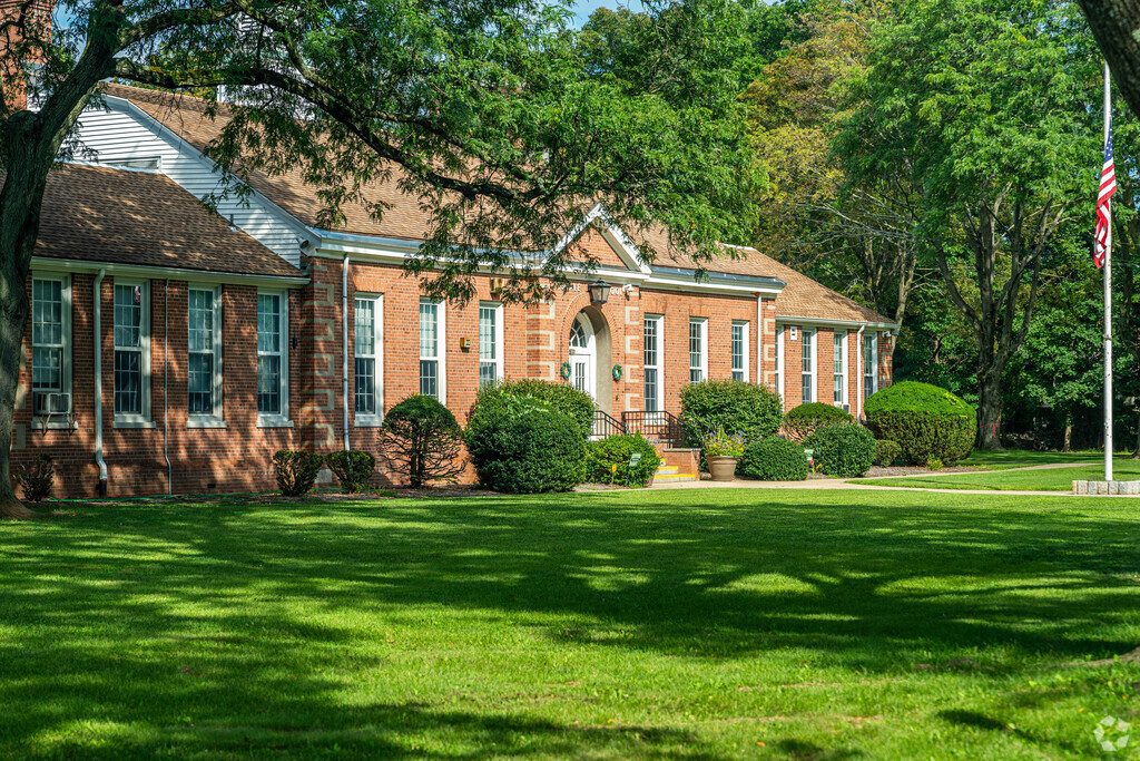 Students of Ramsey can attend Wesley D. Tisdale Elementary School.