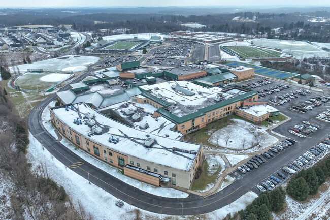 Aerial of Pine-Richland High School.