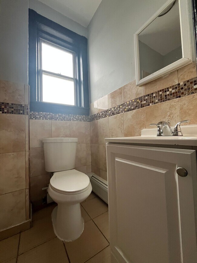 90 E 25th St unit 12, Bayonne, NJ 07002 - photo 3