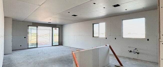 15720 W Camden Ave, Waddell, AZ 85355 - photo 7