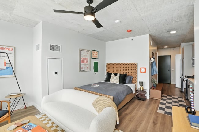 1117 W Carroll Ave, Chicago, IL 60607 - photo 2