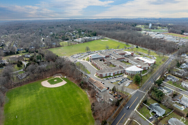Saxe Middle School is in New Canaan Connecticut.