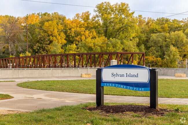 Sylvan Island in Floreciente is accessible by foot or bicycle and offers numerous trails.