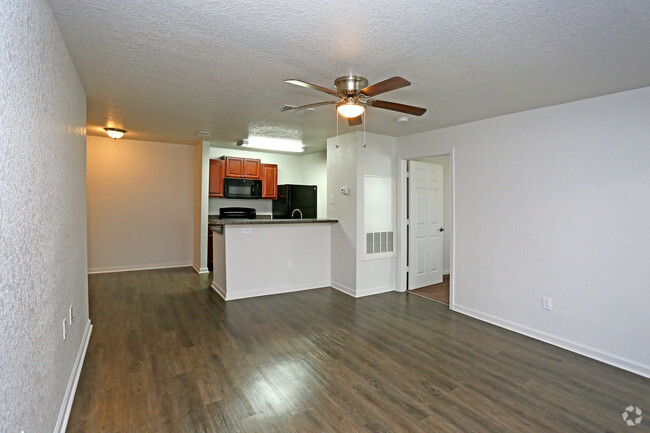 Living/Kitchen
