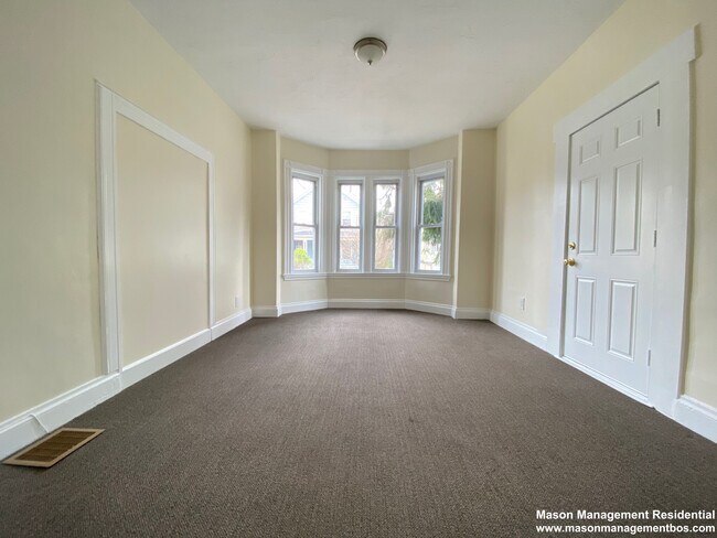 23 Union Ave unit 1, Jamaica Plain, MA 02130 - photo 5