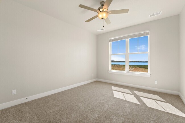 4260 Vulcan Creek Dr unit 204, Loveland, CO 80538 - photo 6