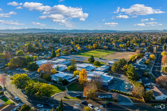 Silverwood Elementary School is a great public school option.