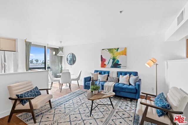 Hollywood Regis Condominiums unit 219, Los Angeles, CA 90046 - photo 2