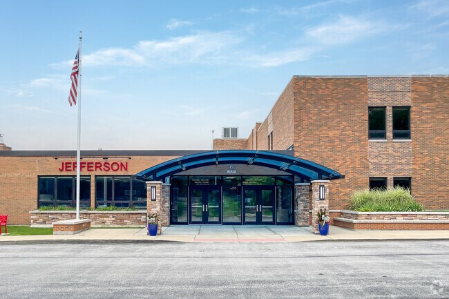 Jefferson Junior High School provides more than 25 clubs and activities for students.