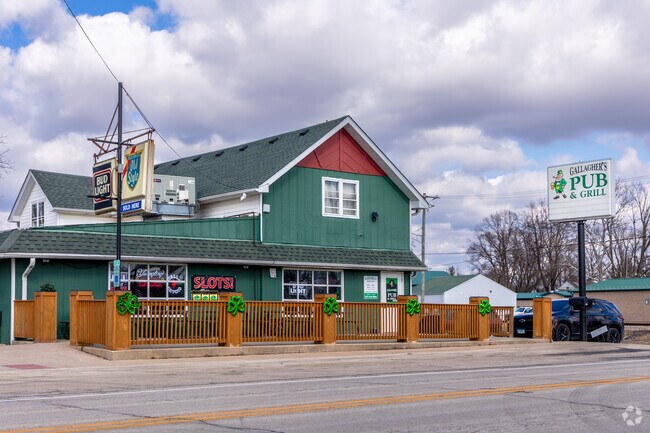 Gallagher's Pub & Grill is a favorite among Manhattan residents.