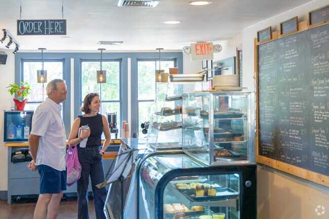 Blawenburg Bistro serves pastries and warm drinks in a cozy setting.