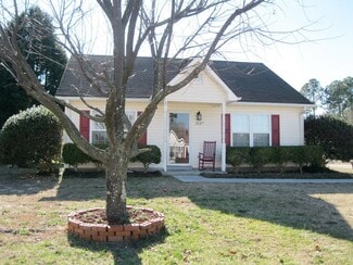2127 Winter Moss Ln, Wilmington, NC 28411