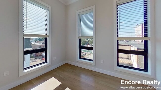 16-18 Highgate St unit 307, Boston, MA 02134 - photo 4