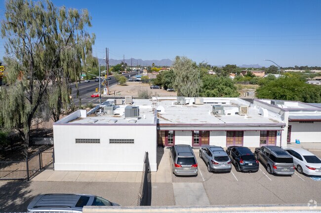 Montessori Schoolhouse is a charter for young students in Richland Heights.