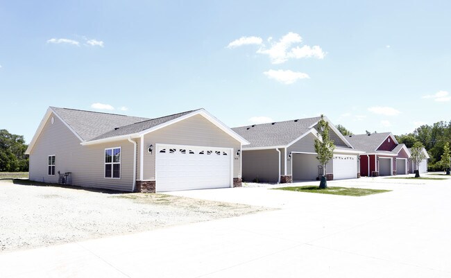 Redwood Temperance, Temperance, MI 48182 - photo 7