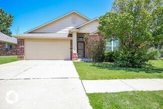 10633 NW 34th St, Yukon, OK 73099