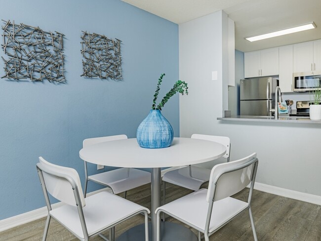 Reflections, Tampa, FL 33613 - photo 5