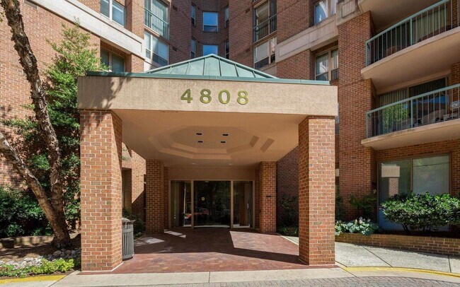 The Christopher Condominium, Bethesda, MD 20814 - photo 2